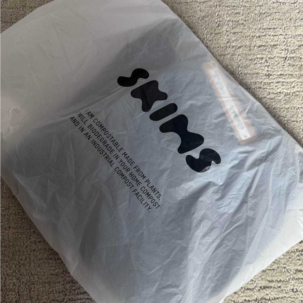 NWT SKIMS BOYFRIEND LOOSE PANTS - Picture 5 of 6